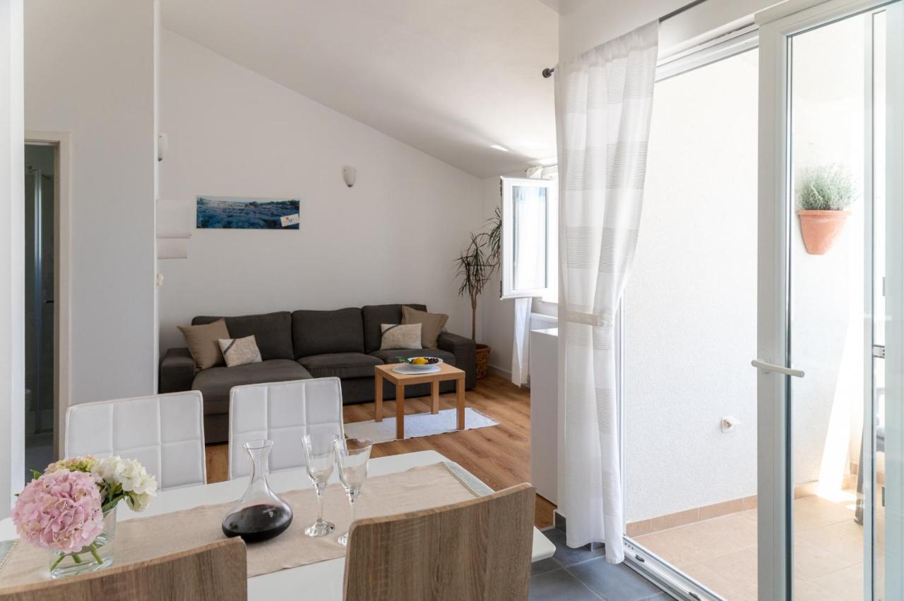 Apartments A&T Sukošan Exteriör bild