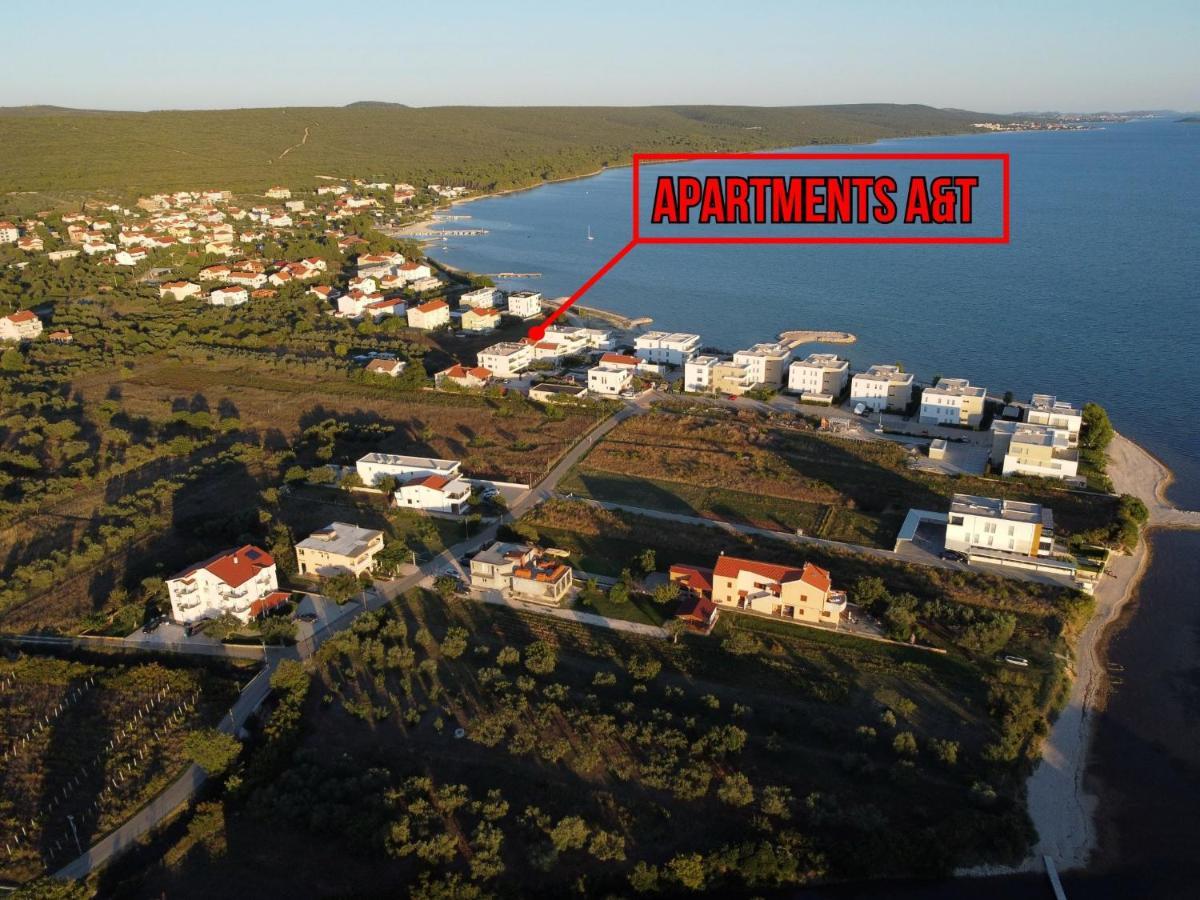 Apartments A&T Sukošan Exteriör bild